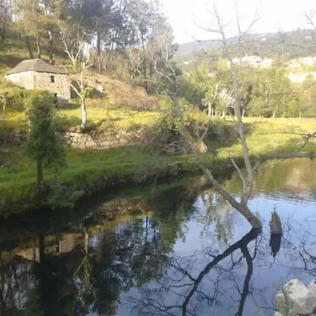 Cozy Family In Amazing Mountain With Piano * Candemil (Porto)