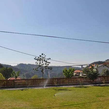Cozy Family In Amazing Mountain With Piano * Candemil (Porto)