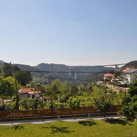Cozy Family In Amazing Mountain With Piano Сasa de vacaciones