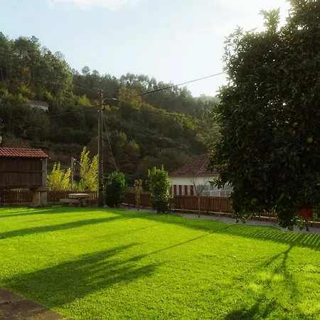 Cozy Family In Amazing Mountain With Piano Holiday home Candemil (Porto)