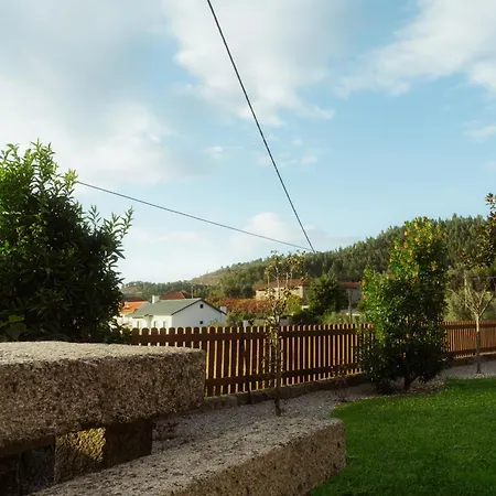Cozy Family In Amazing Mountain With Piano Candemil (Porto)