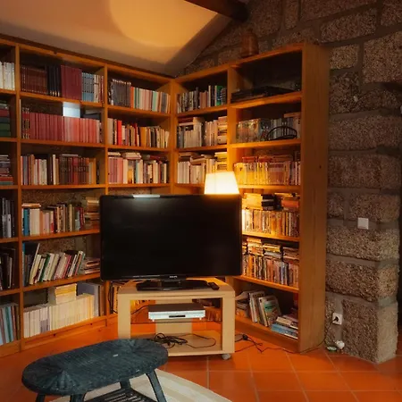 Cozy Family In Amazing Mountain With Piano * Candemil (Porto)