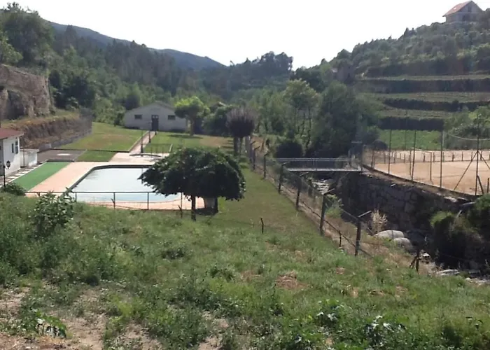 Cozy Family In Amazing Mountain With Piano Ferienhaus Candemil (Porto)