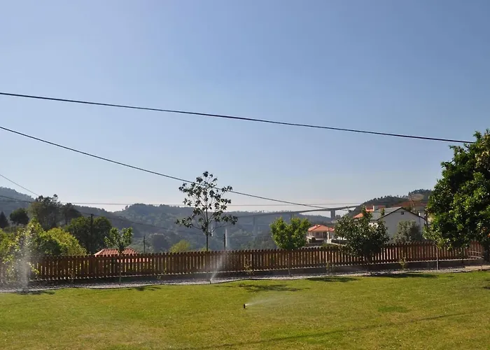 Cozy Family In Amazing Mountain With Piano * Candemil (Porto)